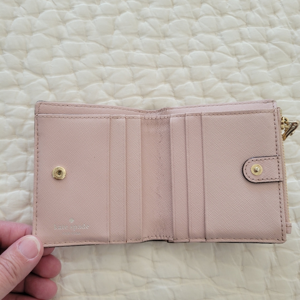 Kate Spade Blush Pink Wallet-SOLD AS IS - Picture 3 of 8